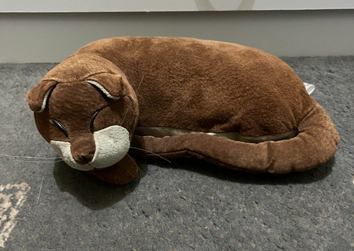 Hide squeek otter - squeek, plush