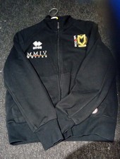 Men small chest errea - 38, chest.