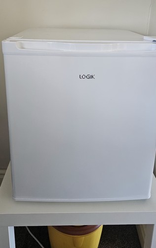 Logik ltt40w23 mini fridge - logik,