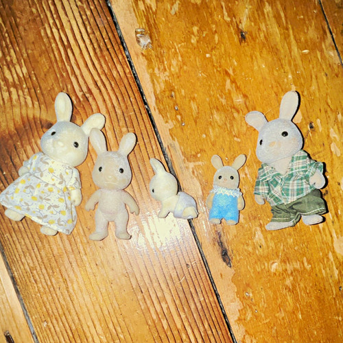 Sylvanian families mixed - families, cream