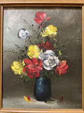 Roses Bouquet Vase Fancy