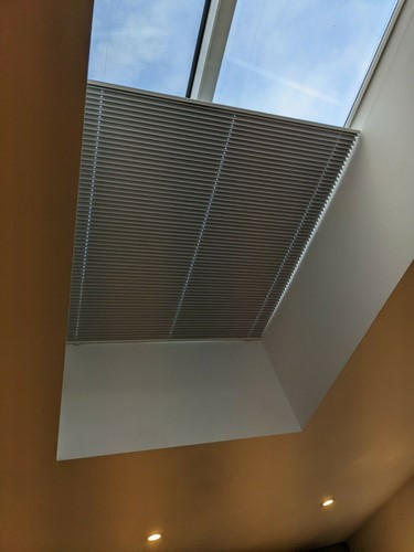 Pleated roof thermal blinds - roof,