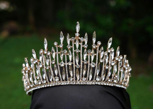 Sparkling gold tiara - gold,