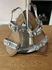Well Worn Life Left! SPOT ON Size 6 (39)  Silver Diamanté & Pearl Sandals