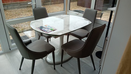 Dwell extendable glass - , dining