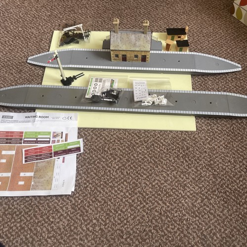 Hornby waiting room - hornby,