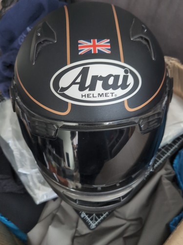 Arai motorcycle helmet large - helmet,