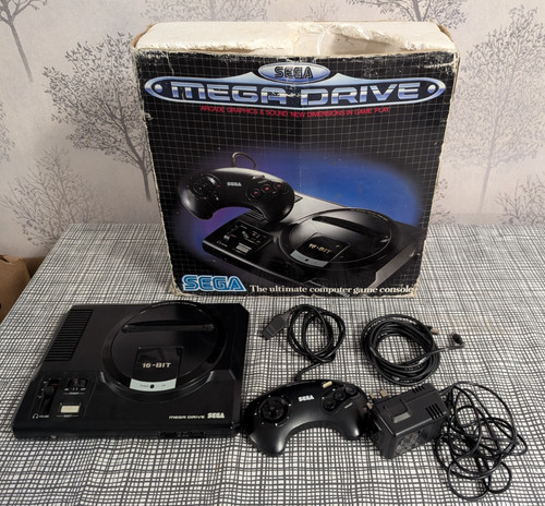 Sega mega drive mk1 pal - mega,