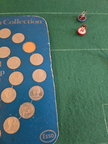 Esso the 1970 world cup - cup, coin