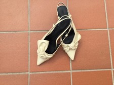 M and S cream leather kitten heel shoes