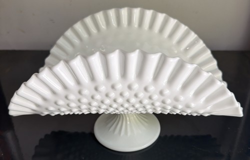 Fenton vintage hobnail banana - fenton,