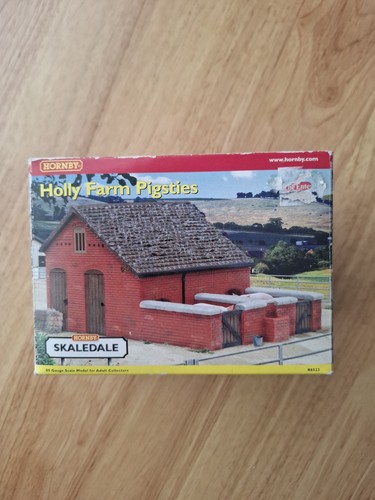 Hornby buildings pigsties - -,