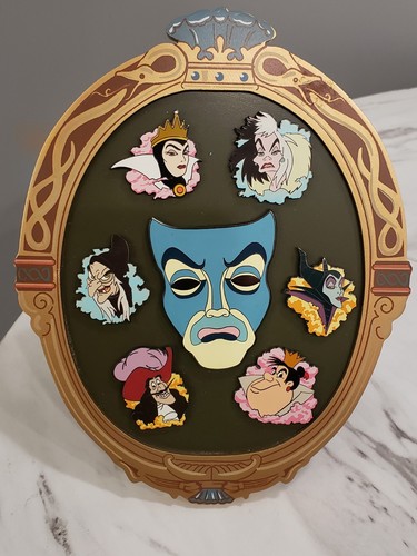 Rare disney magic mirror - mirror, pin