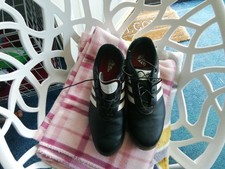 Adidas golf shoes size 7, complete with shoe bag and key 