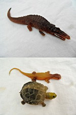 Vintage Rubber Reptiles Hong