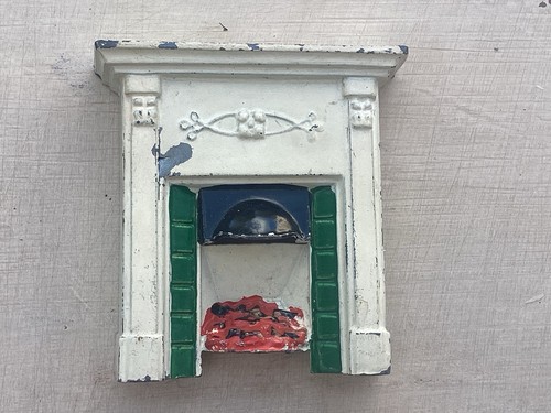 Vintage dolls house miniature - vintage,