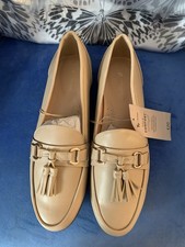 BNWT Beige Sole Comfort With Arch Support Loafers Shoes - Tassels By TU