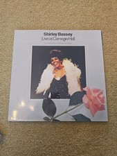 SHIRLEY BASSEY - LIVE AT