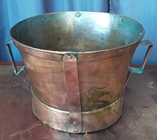 Old Copper Cauldron