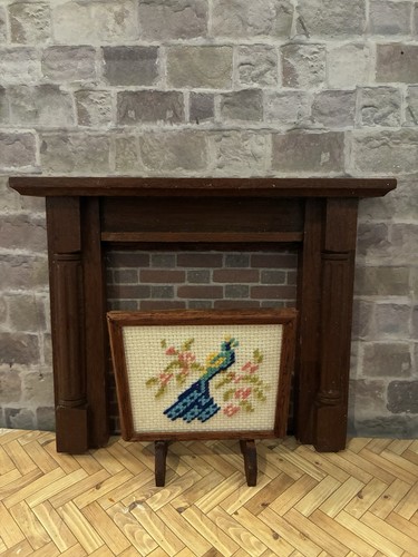 Dolls house scale - 1/12,
