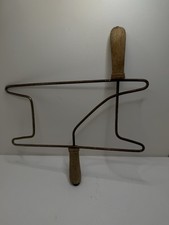 VTG Wire And Wood Clothesline