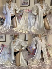 VTG HIGH GLOSS SILKY NYLON