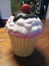 Vintage 9 In Cupcake Cookie Jar Ceramic 