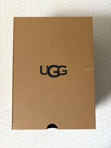 Ugg empty shoe box with - box,
