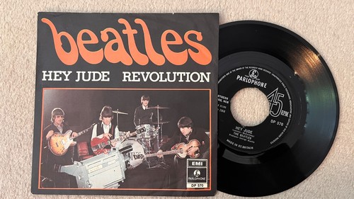Beatles hey jude parlophone - hey, jude.