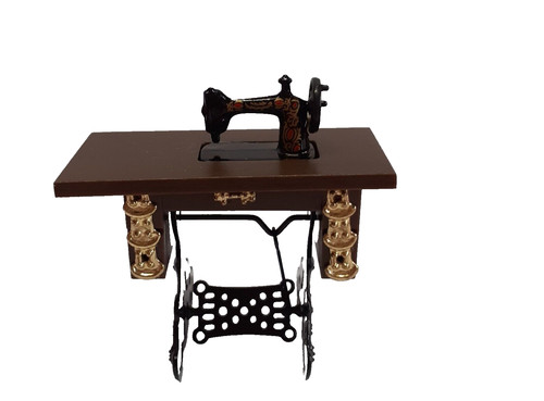 Dolls house 12th - dolls, 1/12th