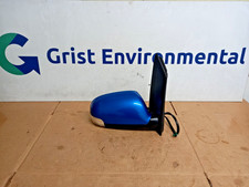 2005 VW TOURAN MK1 DRIVERS SIDE RIGHT ELECTRIC WING MIRROR BLUE   (B1)