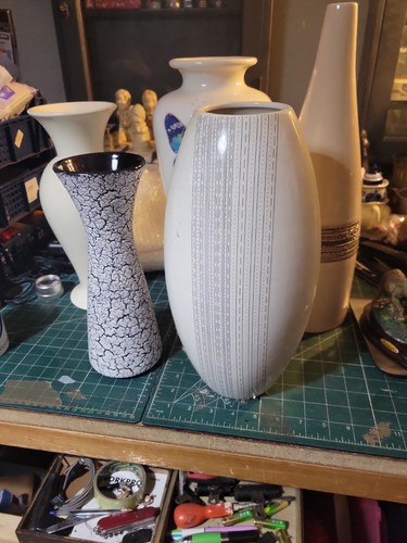 Joblot large vases - large, flowers