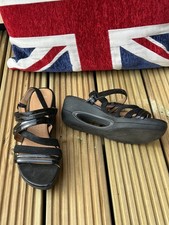 Clarks Black Patent Leather/Suede Wedge Sandals Size 5 Natural Movement Bouncy 