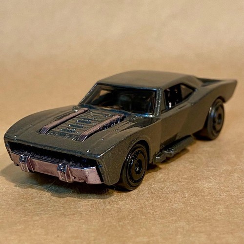 Hot wheels batmobile the - hot,
