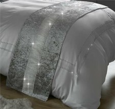 Diamante & Crushed Velvet Bed