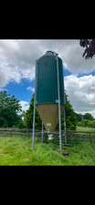 12t feed silo/bin Buildabin green in colour, c/w  new bagging chute, you are buy