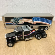 Franklin Mint 1:32 Scale Model Peterbilt Truck & Refrigerated Trailer Damaged*