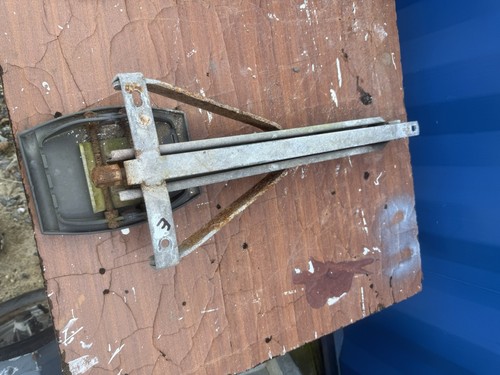 Chassis caravan stabiliser - chassis,