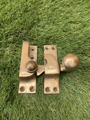 Brass sash window latch - latch, b1105