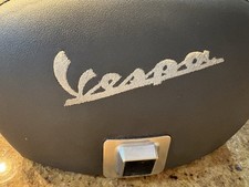 Vespa PX200 presentation Ltd Serie Speciale Seat Px 200 embroidered Rear Logo