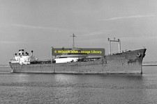 mc1687 - USA Esso Oil Tanker -