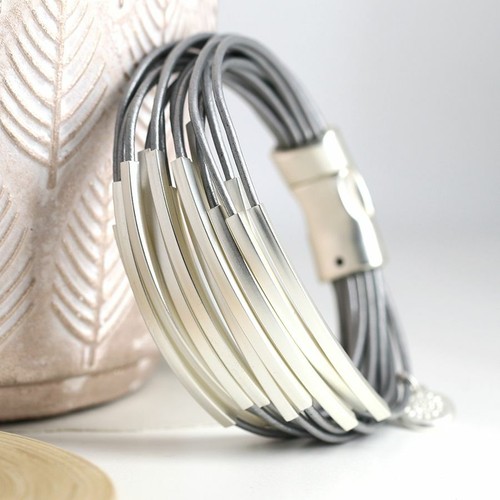 Pom leather fair trade - leather,