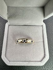 9ct Yellow Gold Sapphire +