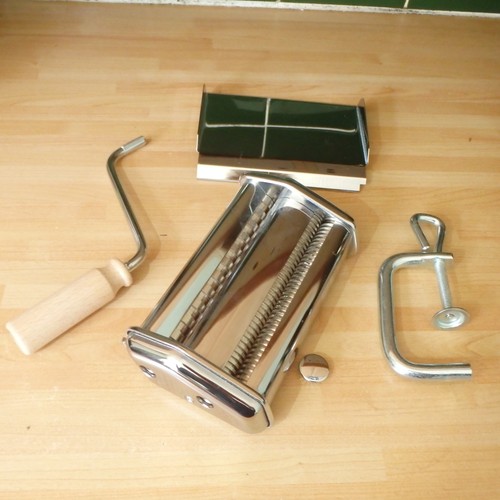 Italian imperia pasta machine - imperia,