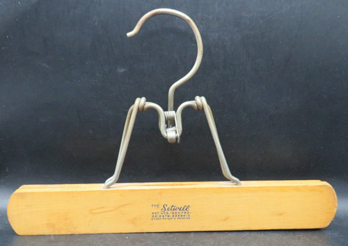 Setwell wooden locking hangers - setwell,