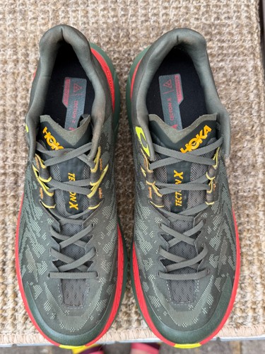 Hoka tecton carbon plate - carbon,