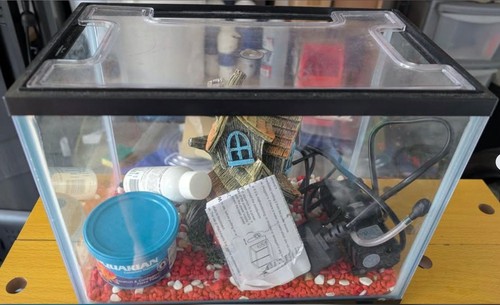 Small fish tank ideal as - fish,
