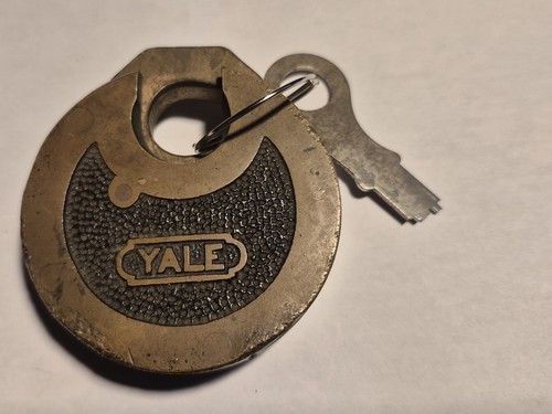 Yale lever pancake push key - pancake,