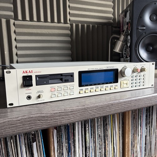 Akai s3000xl sampler 32meg - s3000xl, 32meg,
