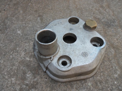 Cobra cx65 cylinder head cover - cylinder,